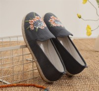 Casual Embroidered Ladies Shoes SHO-032
