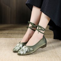 Casual Embroidered Ladies Shoes SHO-011