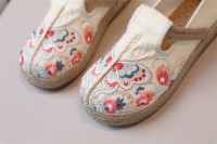 Casual Embroidered Ladies Shoes SHO-031