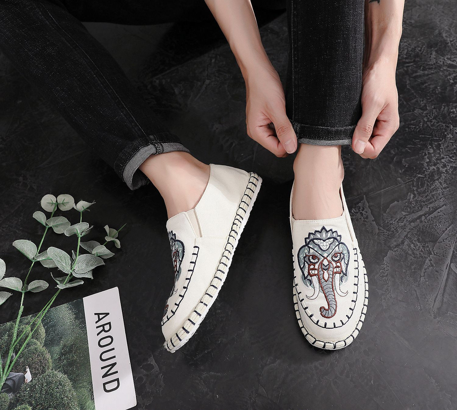 Casual Embroidered Mens Shoes MSH-004
