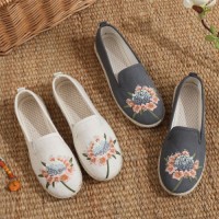 Casual Embroidered Ladies Shoes SHO-032