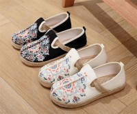 Casual Embroidered Ladies Shoes SHO-028