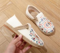 Casual Embroidered Ladies Shoes SHO-028