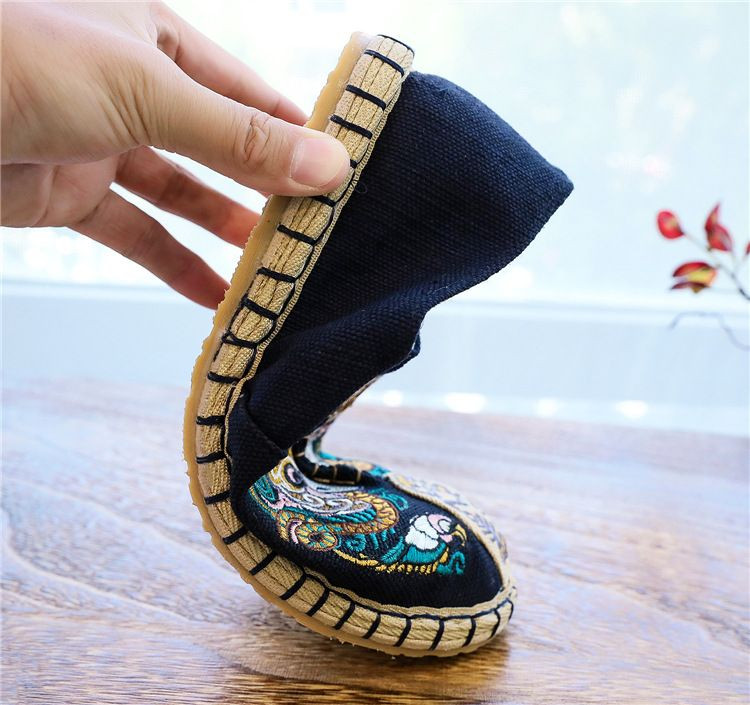 Casual Embroidered Mens Shoes MSH-005