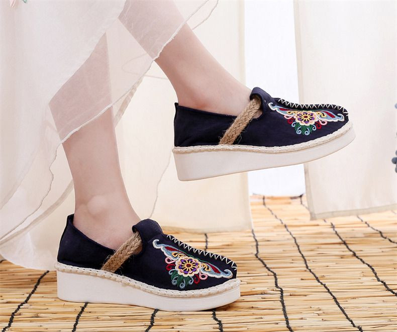 Casual Embroidered Ladies Shoes SHO-027