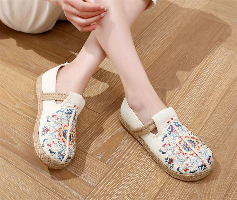Casual Embroidered Ladies Shoes SHO-028
