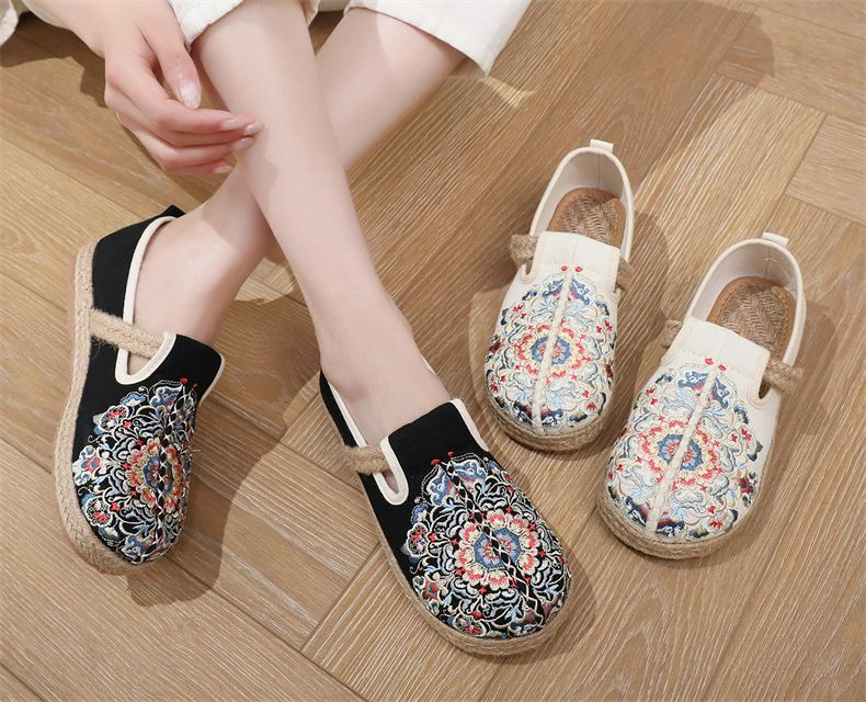 Casual Embroidered Ladies Shoes SHO-028