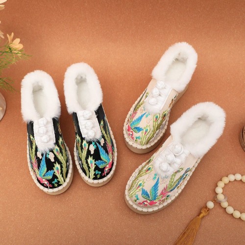 Casual Embroidered Ladies Shoes SHO-001